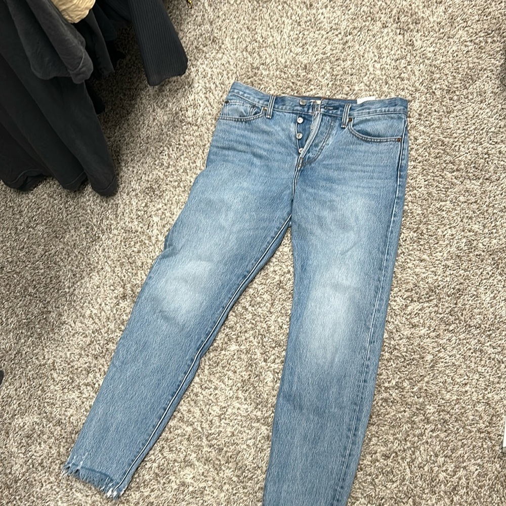 Levi wedgie straight leg jeans